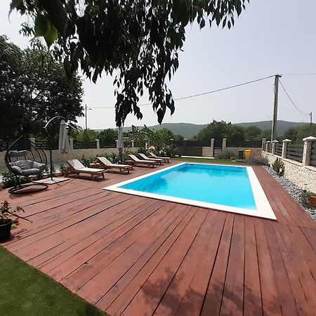 Apartment Karla Snb Лозовац Экстерьер фото