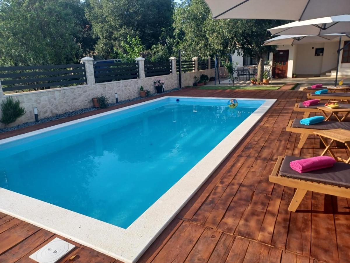 Apartment Karla Snb Лозовац Экстерьер фото