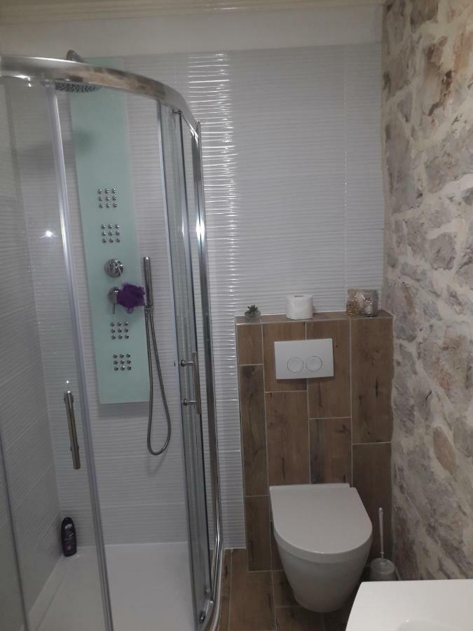 Apartment Karla Snb Лозовац Экстерьер фото