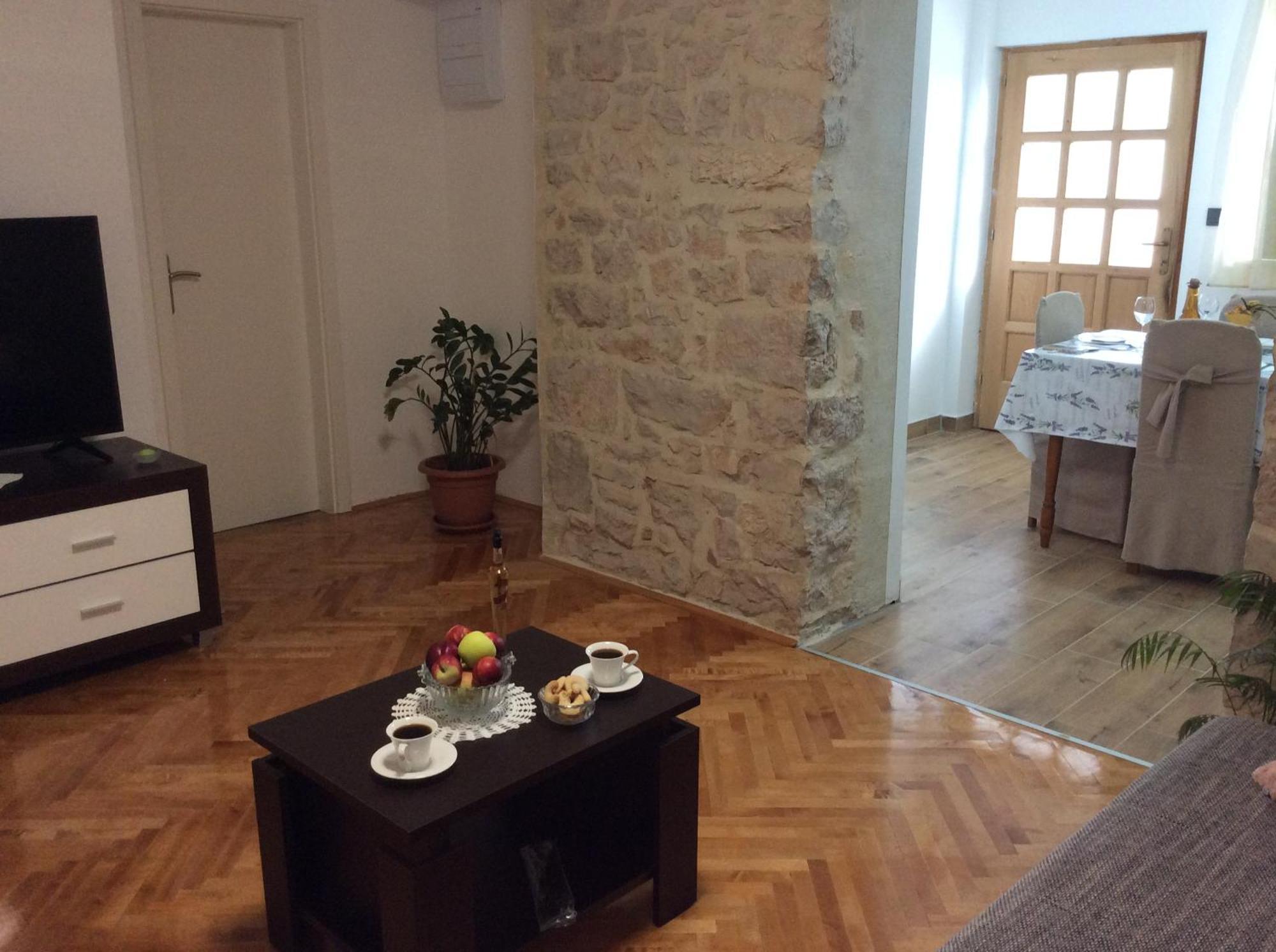 Apartment Karla Snb Лозовац Экстерьер фото