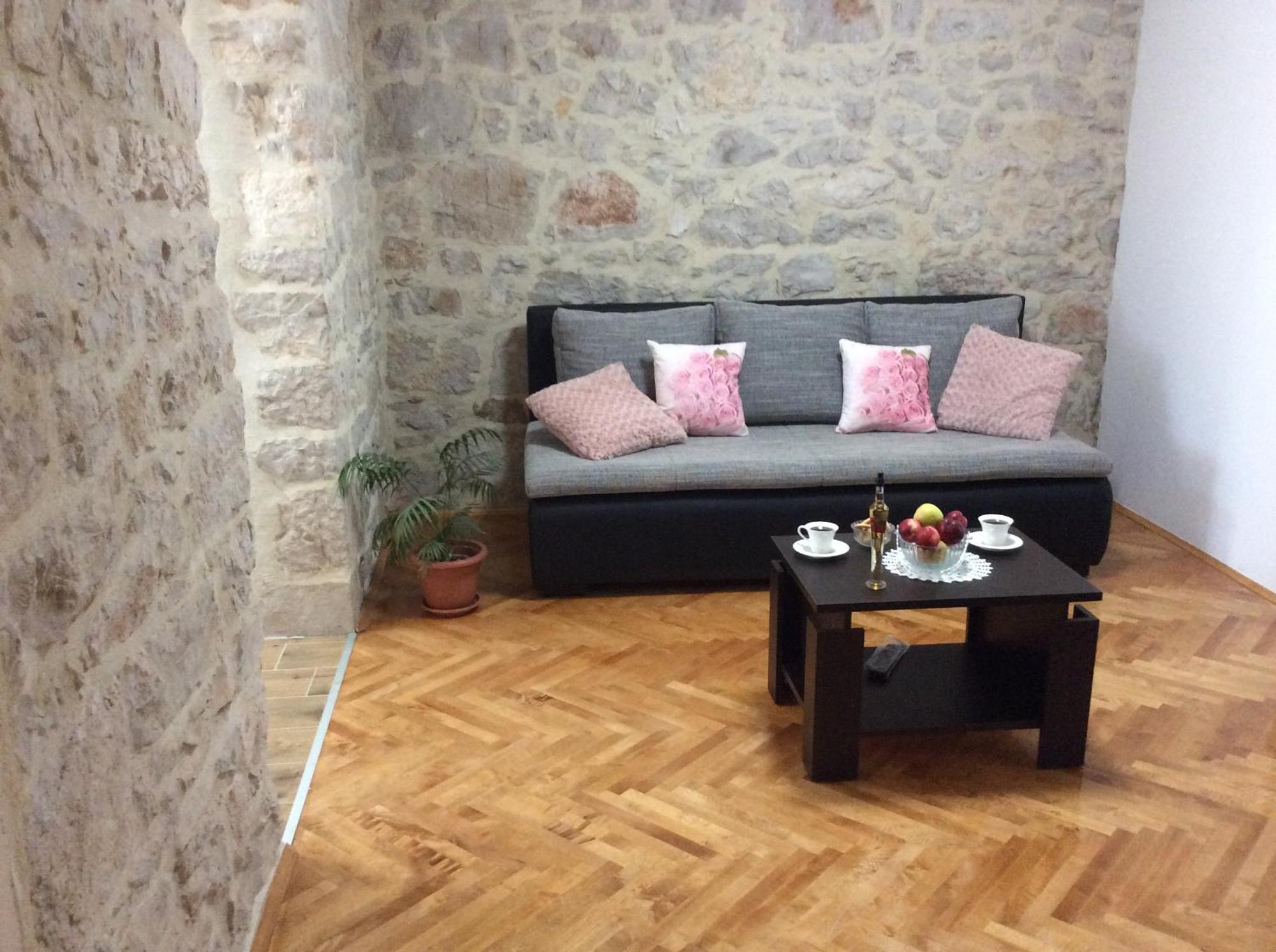 Apartment Karla Snb Лозовац Экстерьер фото