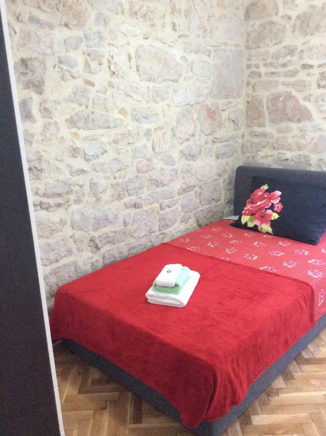 Apartment Karla Snb Лозовац Экстерьер фото