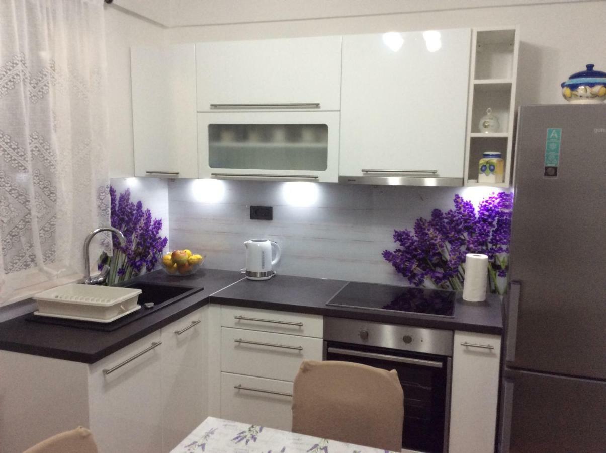 Apartment Karla Snb Лозовац Экстерьер фото