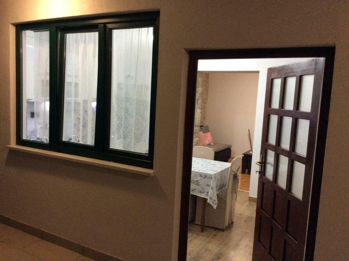 Apartment Karla Snb Лозовац Экстерьер фото