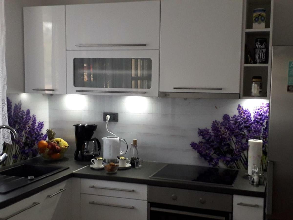 Apartment Karla Snb Лозовац Экстерьер фото