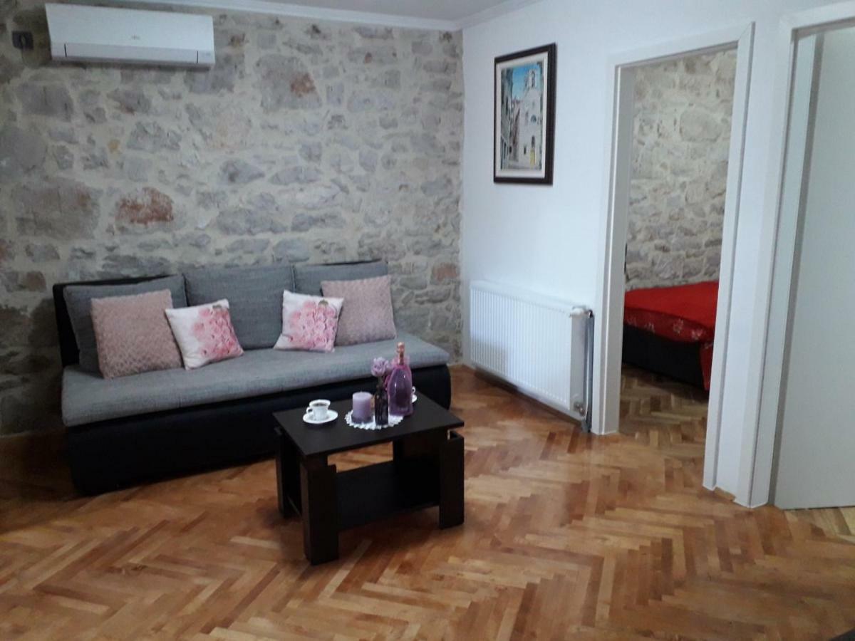 Apartment Karla Snb Лозовац Экстерьер фото