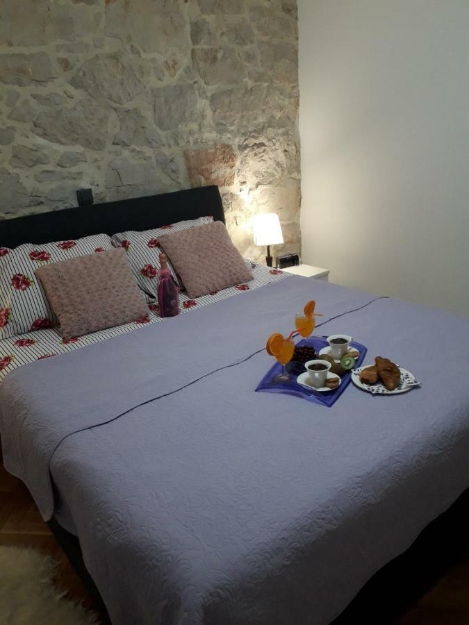 Apartment Karla Snb Лозовац Экстерьер фото